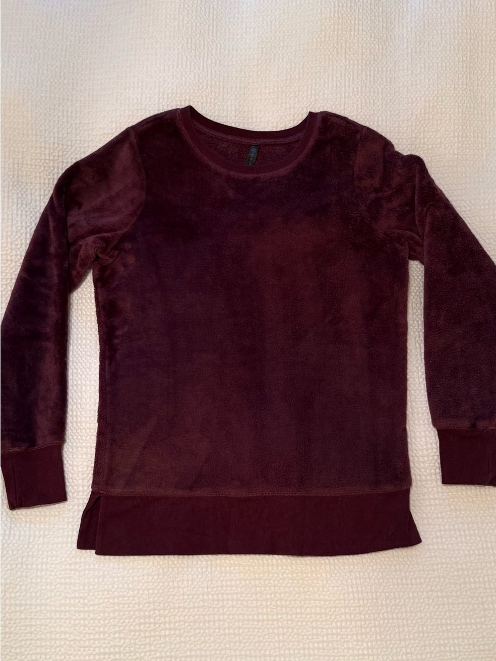 GAIAM | Deep Plum Plush Pullover | Cozy Crewneck | Size = M